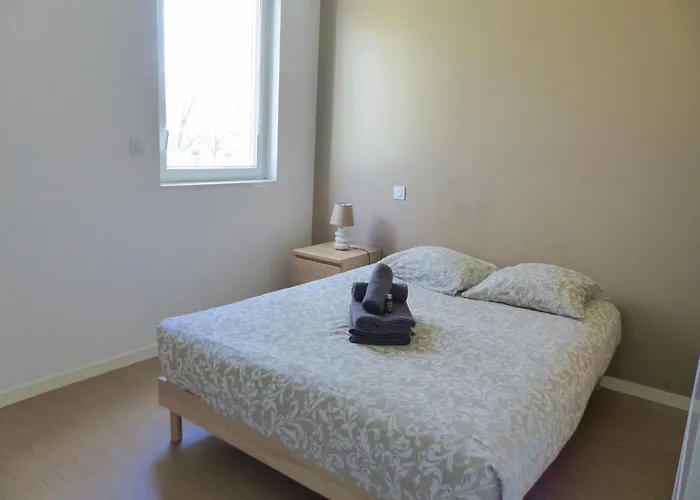 Le Zambeze - Calme Et Spacieux - Parking Couvert Appartement *